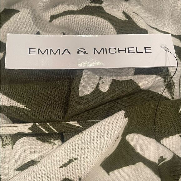 Emma & Michele -Smocked Floral print Maxi Dress. Size: Large Color: Olive/White - Picture 9 of 10